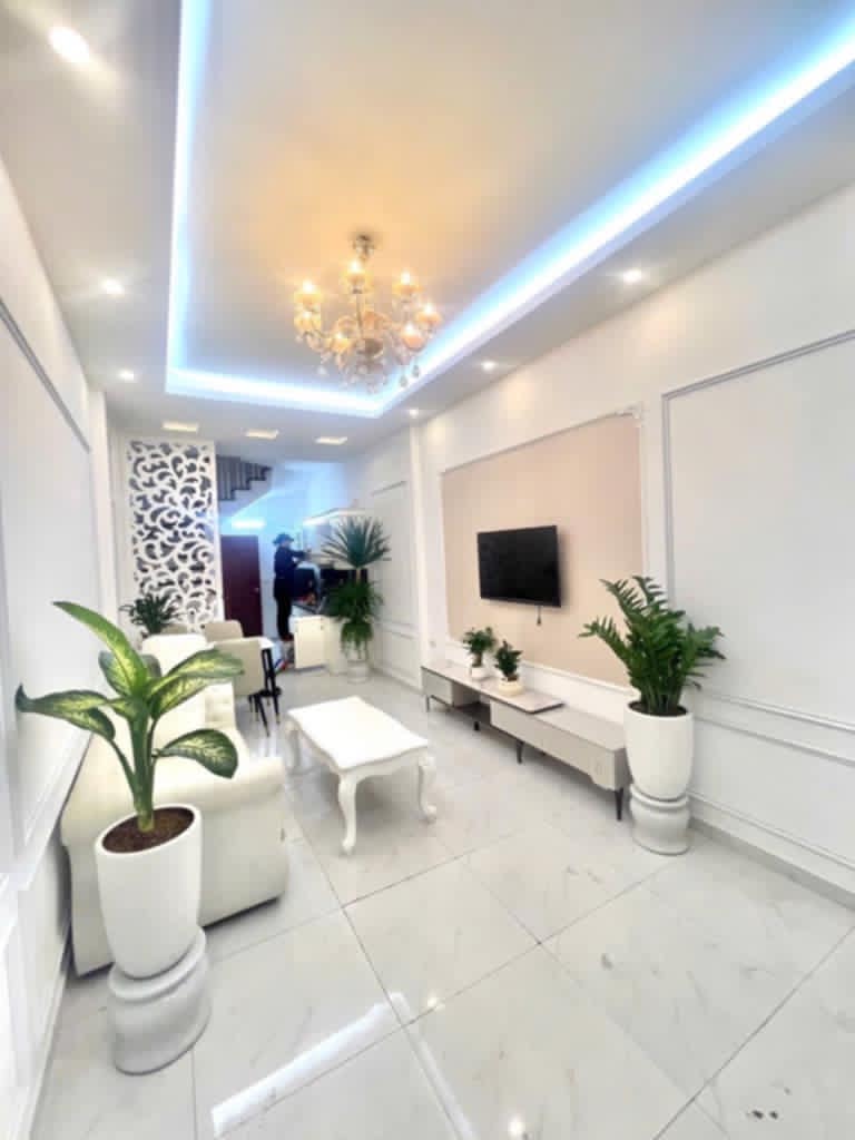 BÁN GẤP NHÀ ĐỘI CẤN TT BA ĐÌNH FULL NỘI THẤT 36M X 5 TẦNG 6,86 TỶ 